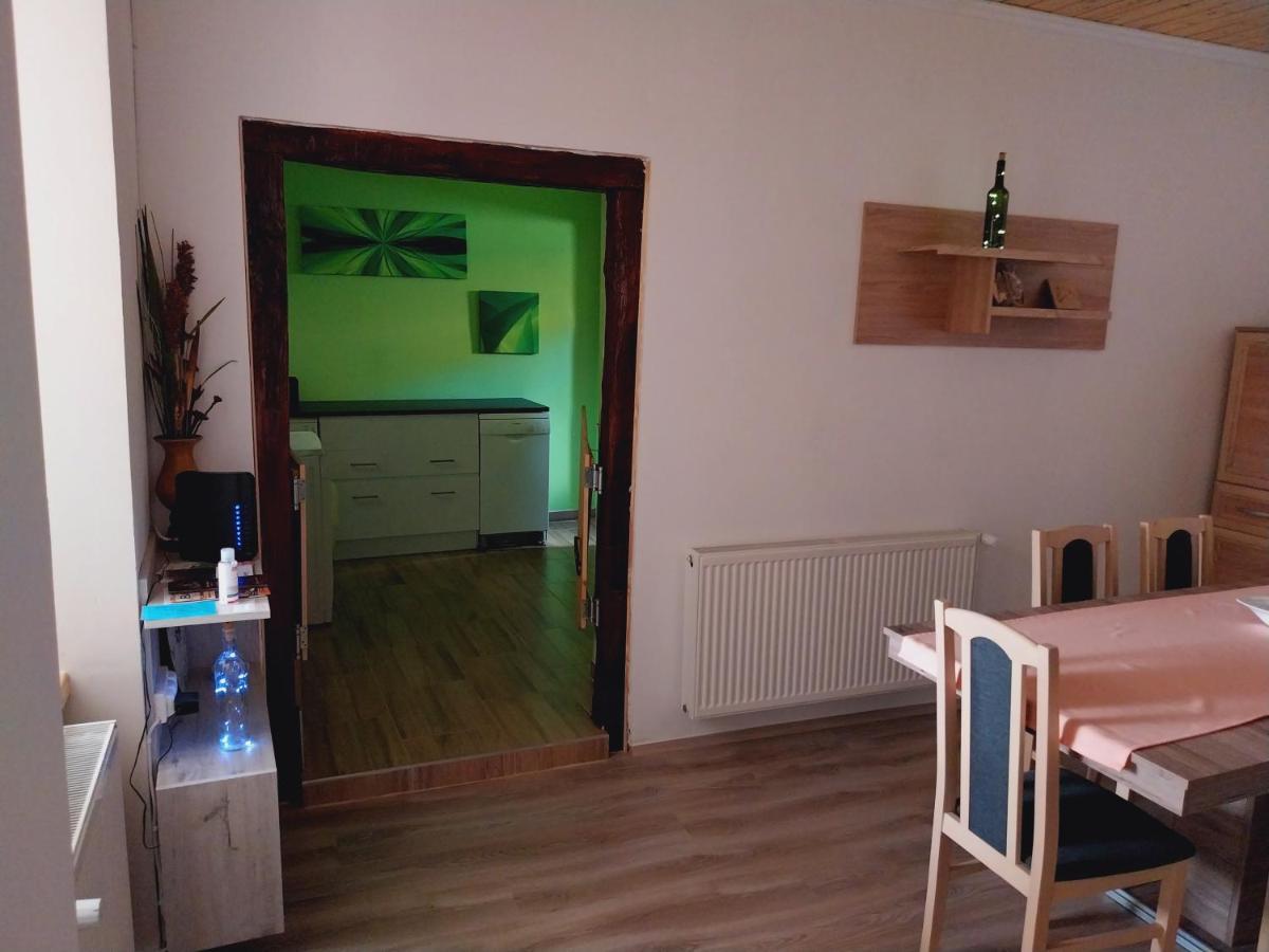 Ferienwohnung Lovas Vendeghaz Obanya Exterior foto